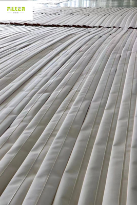 Dimensione su ordinazione dei sacchetti filtro del collettore di polveri della tela 750gsm di PTFE
