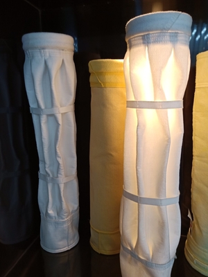 Sacchetti di filtro a aghi di poliestere resistenti agli alcalini da 450 gm per la rimozione della polvere