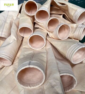 Sacchetti di filtro P84 personalizzabili prodotti con tela di filtro P84 GSM 550 per vari sistemi di raccolta delle polveri industriali