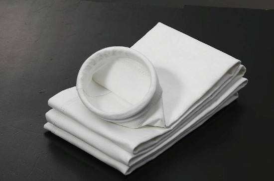 L'ago non tessuto del poliestere di estrazione mineraria 450GSM~550GSM ha ritenuto il sacchetto filtro di Aramid